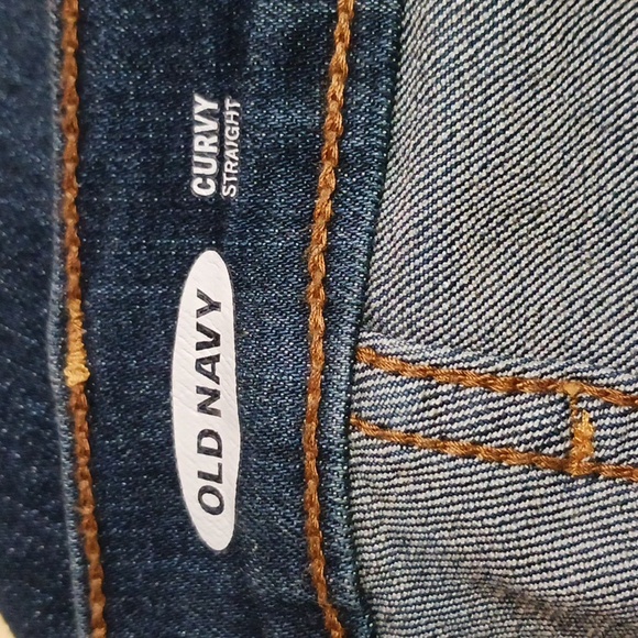Old Navy Blue Jean Curvy. 18 short 5 pockets zipper closure with button relax - Picture 4 of 4